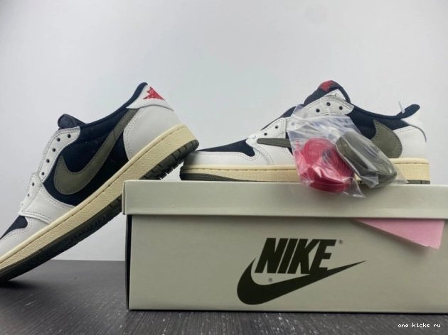 Chep Onekick Jordan Jordan Olive Travis DZ4137-106 Air Scott x Air 1 Low Retro OG 0527